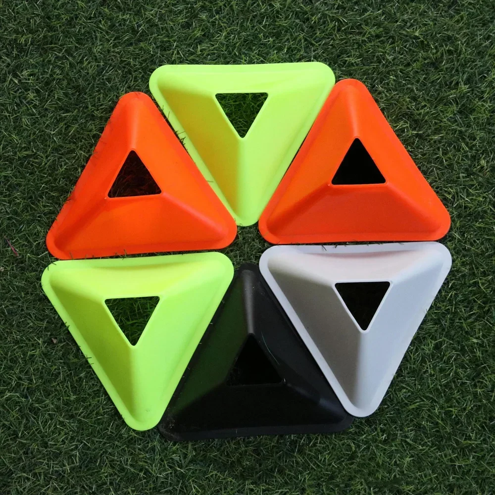Football Training Cone - Kerucut Latihan Sepak Bola Segitiga, Penanda